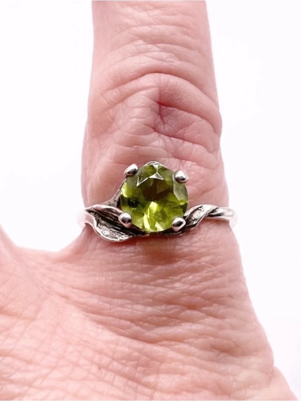 Size 5.5 Sterling Silver Peridot Leaf Ring